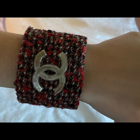 Chanel Cuff - Picture 5 of 5